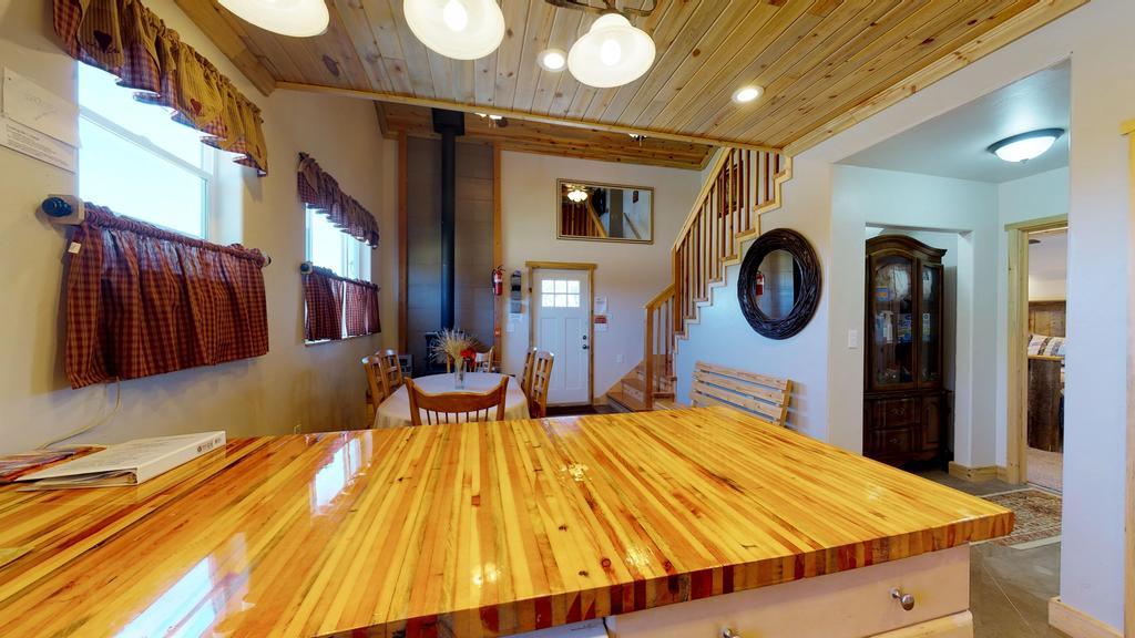 The Cedars Country Cottage, Solitude, Amazing Night Skies!! Blanding Buitenkant foto